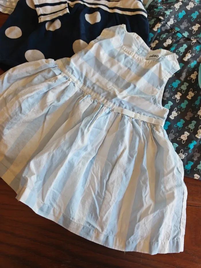 Lot n°4 : robe bébé 6 mois - photo numéro 4