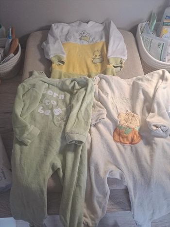 Lot 3 pyjama 12 mois