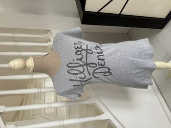 T-Shirt Tommy Hilfiger gris