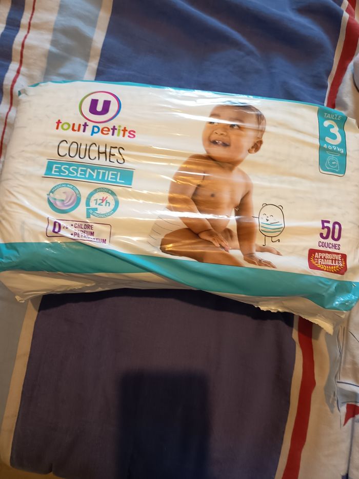 Lot de paquets de couches - photo numéro 5