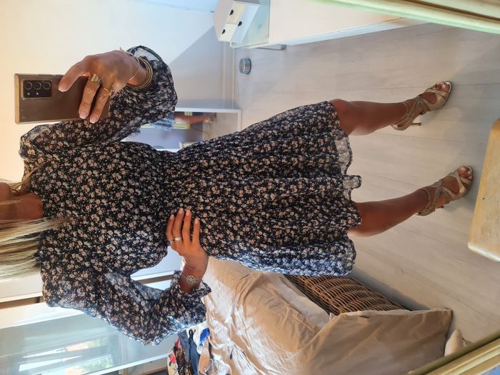 Robe bleue marine fleurie en voile doublée Vero Moda Taille 36 - photo numéro 4
