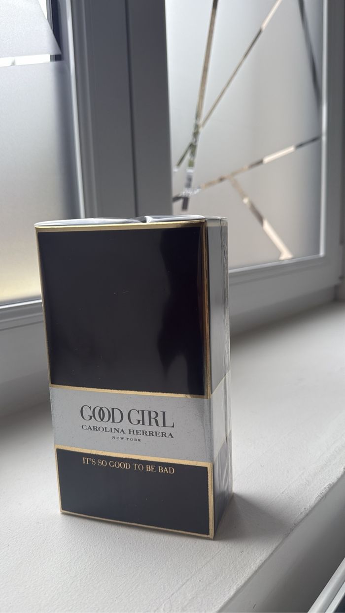 Parfum good girl carolina herrera