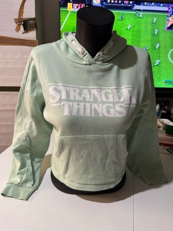 Sweet à capuche vert menthe taille xxs stranger things