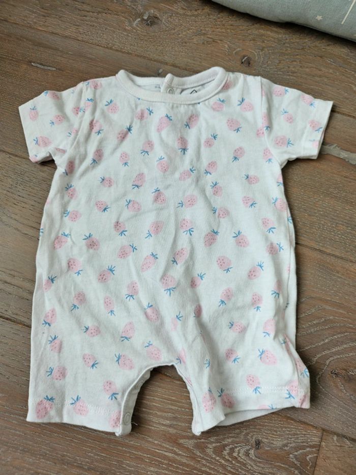 Lot 3 pyjamas 1 mois - photo numéro 7
