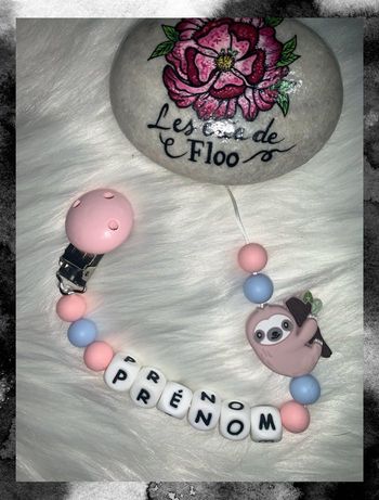 Attache tétine personnalisée