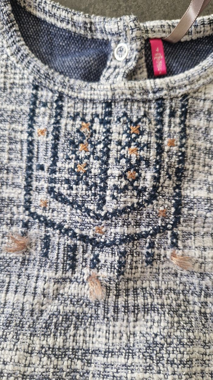 Robe et veste 4 ans tbe - photo numéro 3