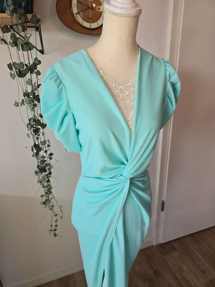 Robe élégante - photo numéro 2