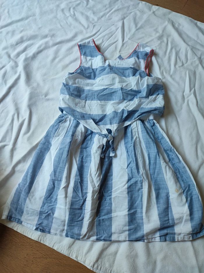 Robe sans manches légère doublée 8 ans