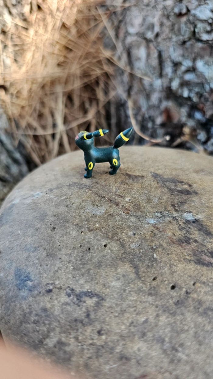 Super petite figurine Pokemon Nintendo noctali - photo numéro 3