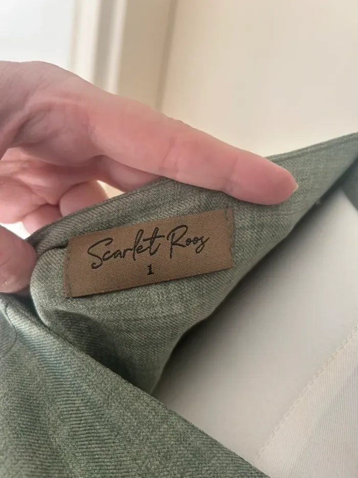 Gilet Sans Manche crêpe Scarlet Roos Vert veste sans manches gilet, barman Taille 1/36 - photo numéro 5