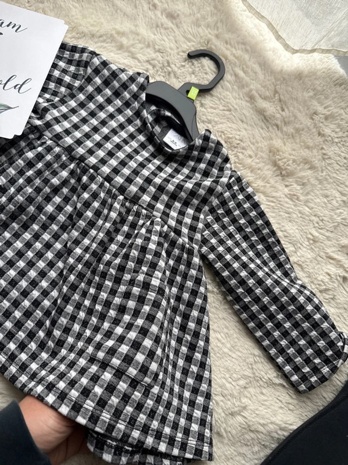 Robe Vichy Zara 6 9 mois en excellent état - photo numéro 3