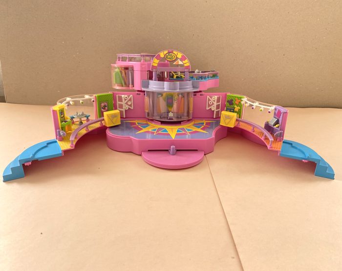 Polly Pocket concert hall 1999 + 3 figurines aimantées - photo numéro 3