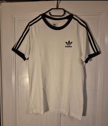 Tee shirt