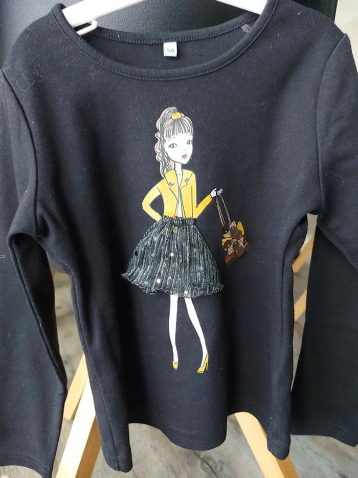 Tee-shirt manches longues noir 5 ans - photo numéro 2