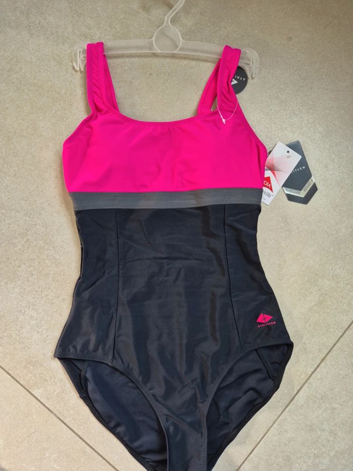 Maillot de bain piscine natation femme 38 neuf