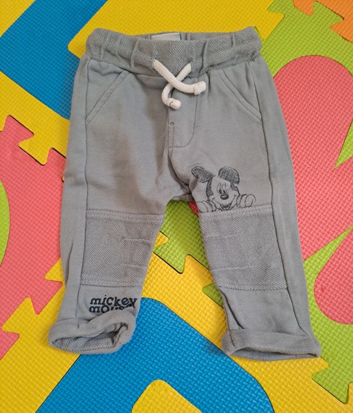 Ensemble t-shirt manches longues jogging Mickey gris, Disney baby, taille 3 mois (59 cm) - photo numéro 7