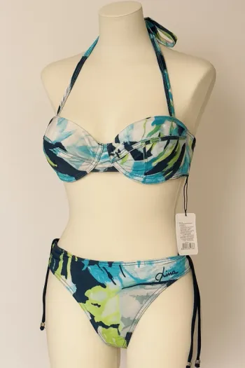 bikini livia