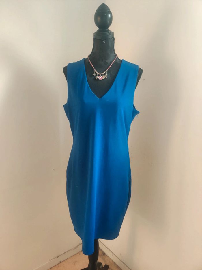 Jolie robe sans manches Mim 42