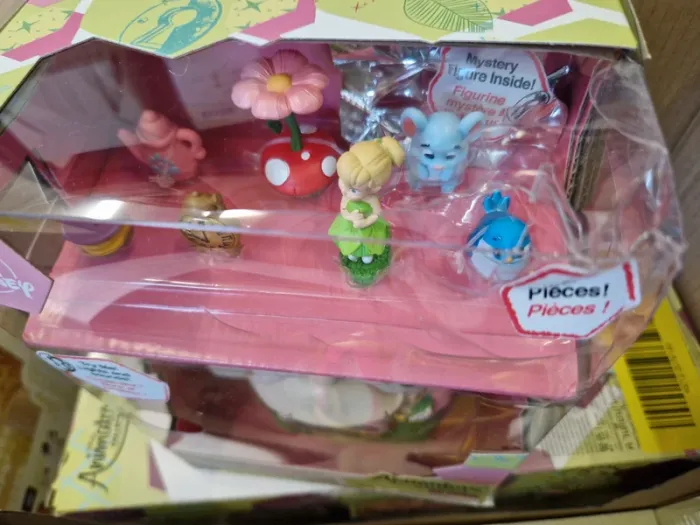 D216 - lot de 7 articles disney. poupées et figurines valeur environ 197€ - photo numéro 13
