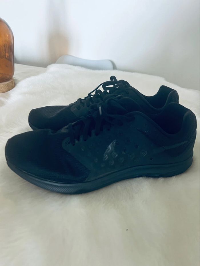 Basket Nike homme pointure 44.5 - photo numéro 3