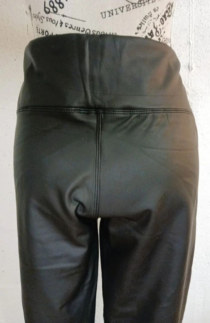 🖤 Legging simili cuir – Taille 4XL – État impeccable - photo numéro 7