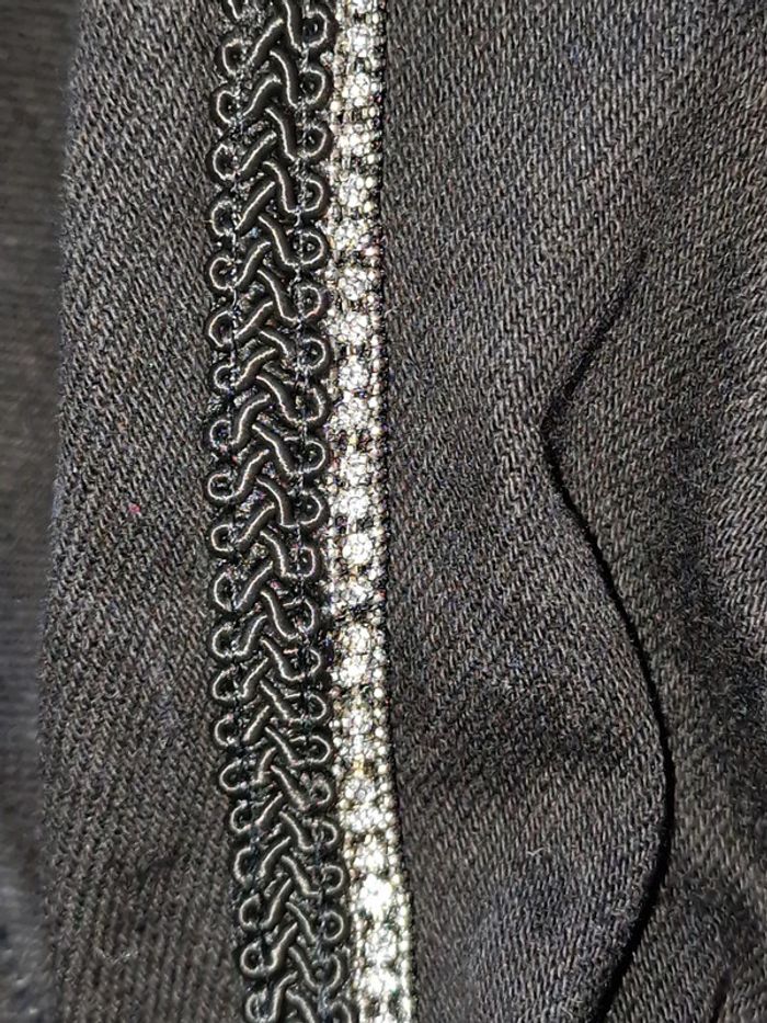 Jeans Noir Avec Bandes Rivière De Diamants Strass Et Broderie Noire - photo numéro 13