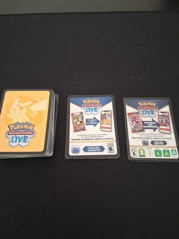 [LOT] 300 Codes Pokémon TCG Live - Extensions Variées