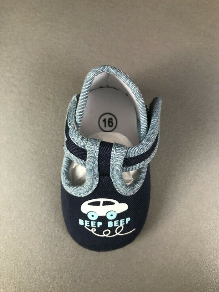Chaussons bleus Beep Beep Kokin neufs - Pointure 16 - photo numéro 2