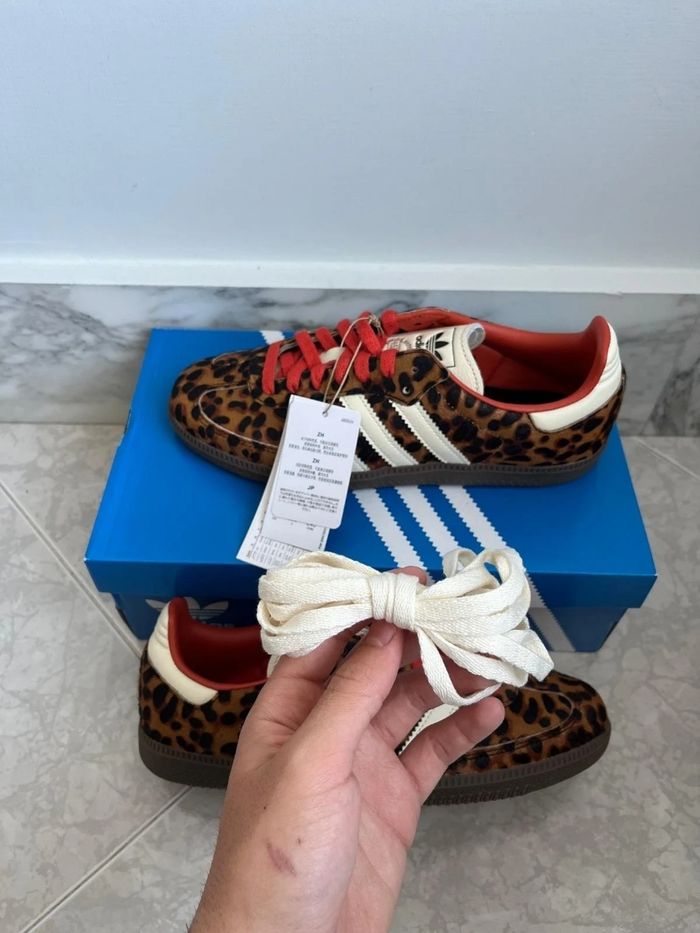 Adidas Samba OG léopard Rouge  Taille 42 - photo numéro 5