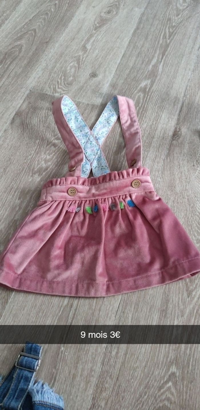 Vend des vêtements fille 9 mois - photo numéro 2