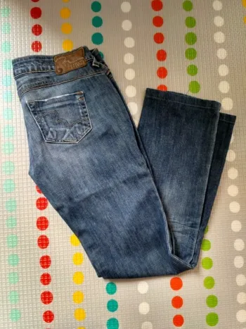 Jean Redwood W31