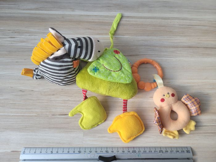 Lot de trois doudous pour bébé. - photo numéro 2