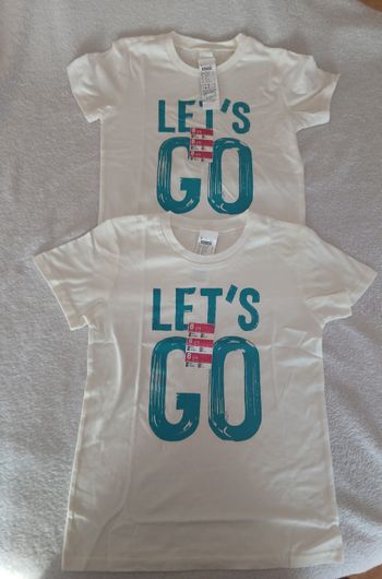 Lot de 2 Tee-shirts  neufs 8 ans