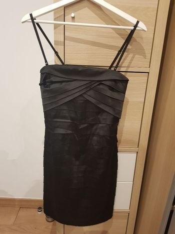 Robe noire .T.42