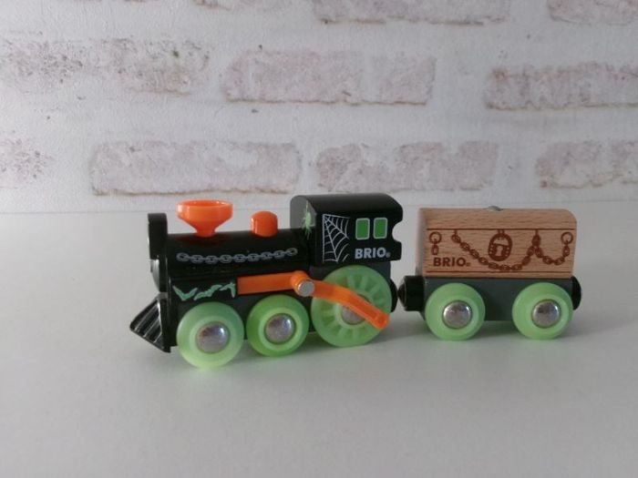 Train Halloween en bois Brio