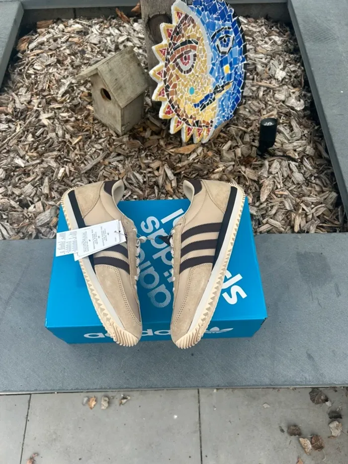 Adidas Achille SPZL x Liam Gallagher - Stone Khaki Oasis - Taille 43 1/3 - photo numéro 4