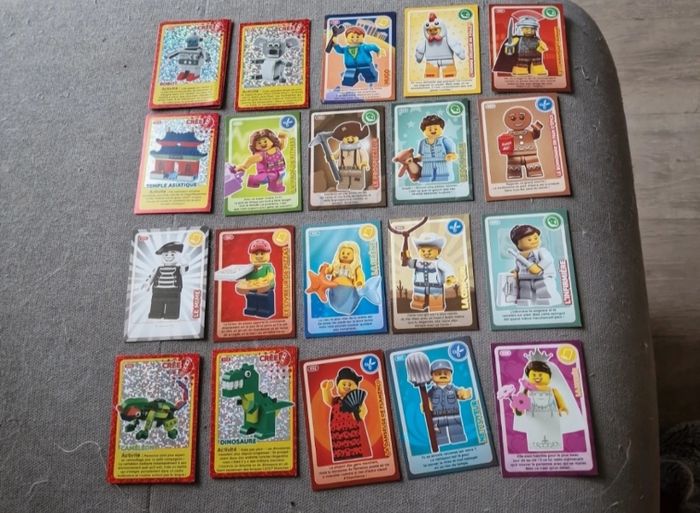 Lot de cartes lego