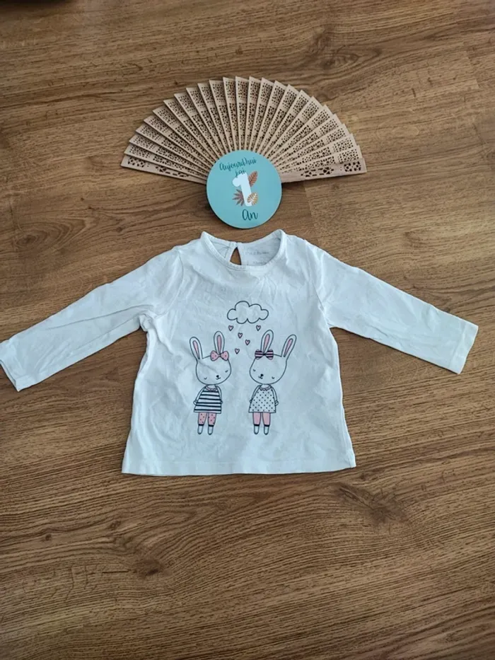 T-shirt manche longue taille 12 mois