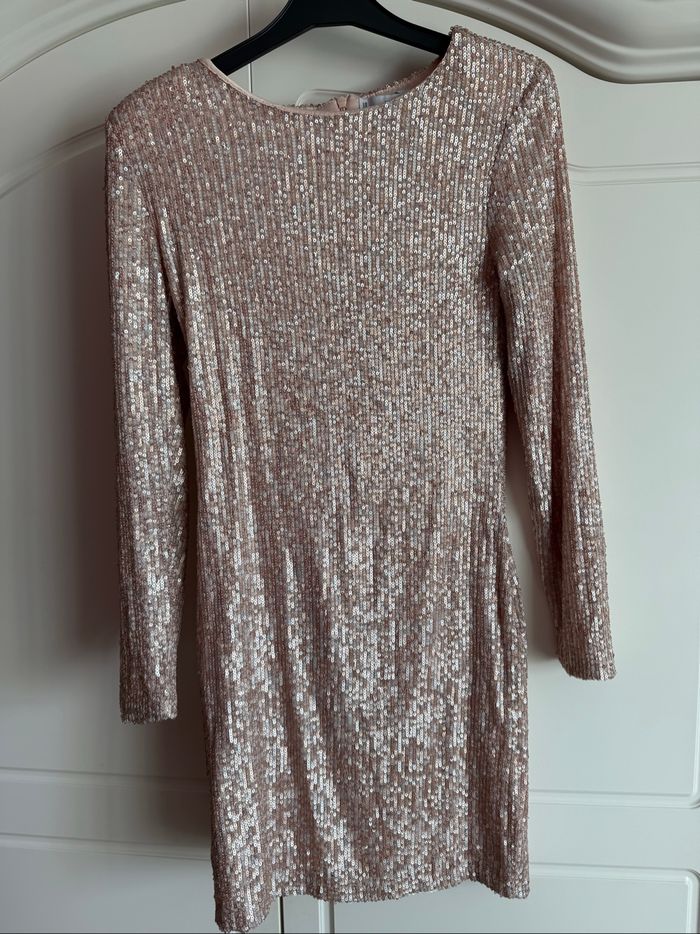robe à paillettes
