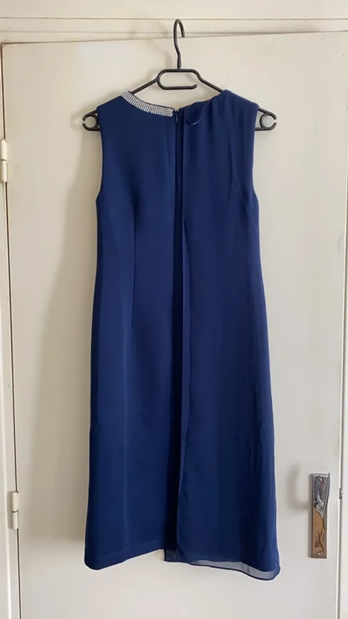 Robe bleu foncé - photo numéro 4