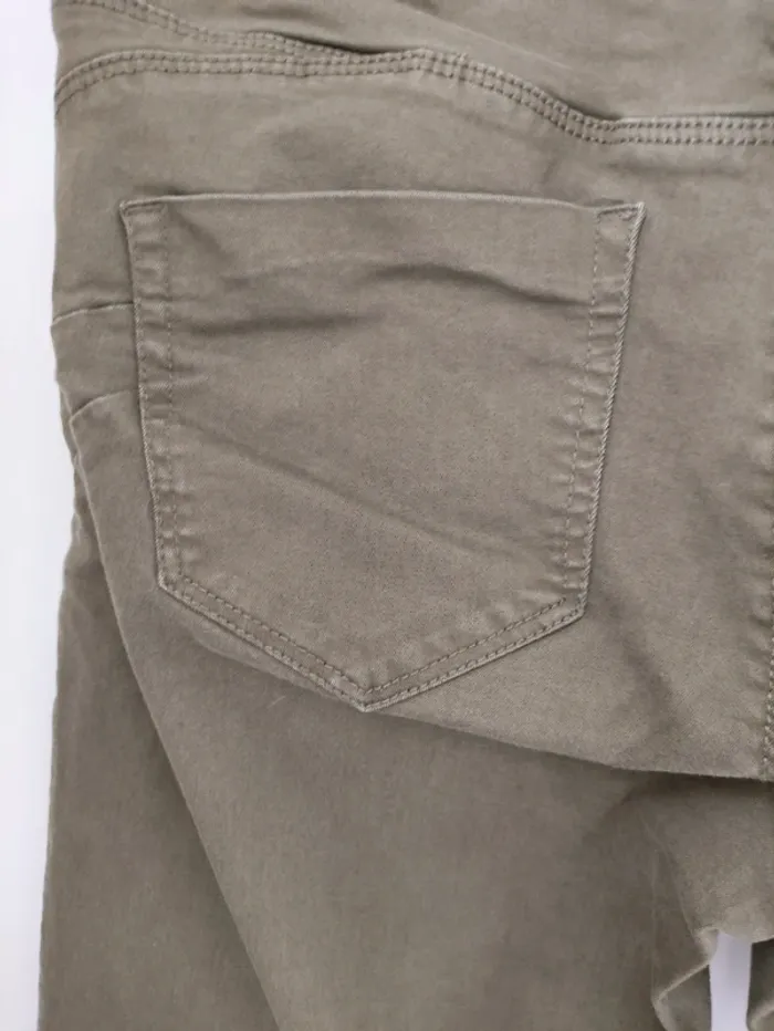 Pantalon skinny kaki femme T42 – coupe droite ajustée - photo numéro 9