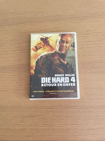 🍿 DIE HARD  4