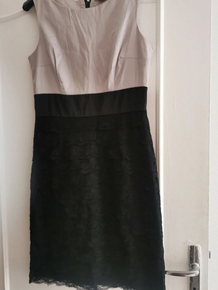 Robe dentelle