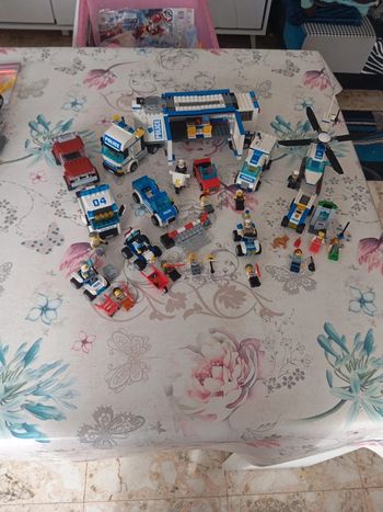 Gros lot Lego police voleurs