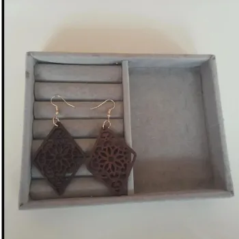boucle d'oreille