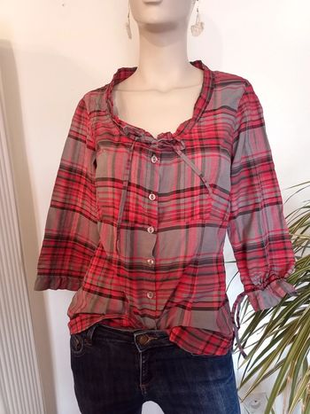 Très jolie blouse à carreaux 🥰