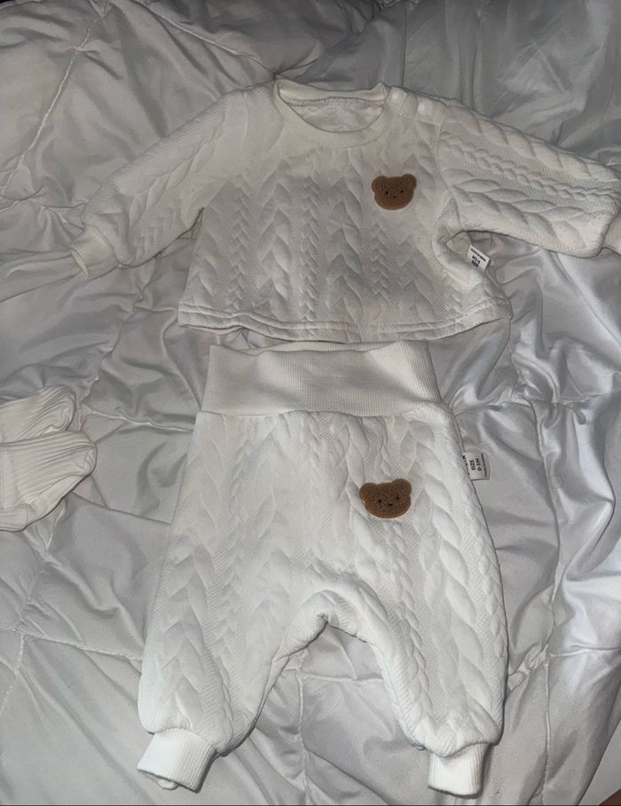 Ensemble bébé - photo numéro 2