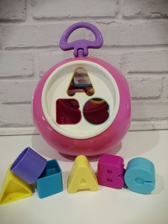 Boîte trieurs de formes transportable