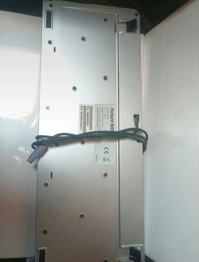 Clavier d'Ordinateur PC – Packard Bell azerty (Connecteur PS/2) - photo numéro 3