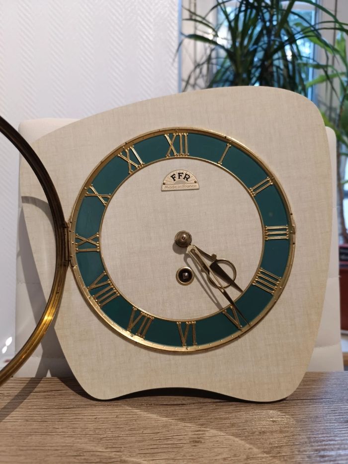 Pendule formica FFR, années 50/60 - photo numéro 4